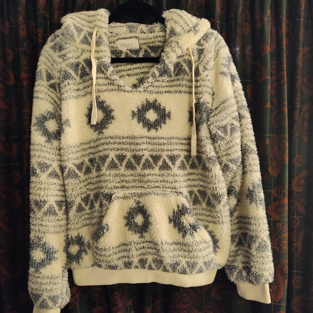 Mia & Tess Sherpa Hoodie Sweatshirt Fleece Size M